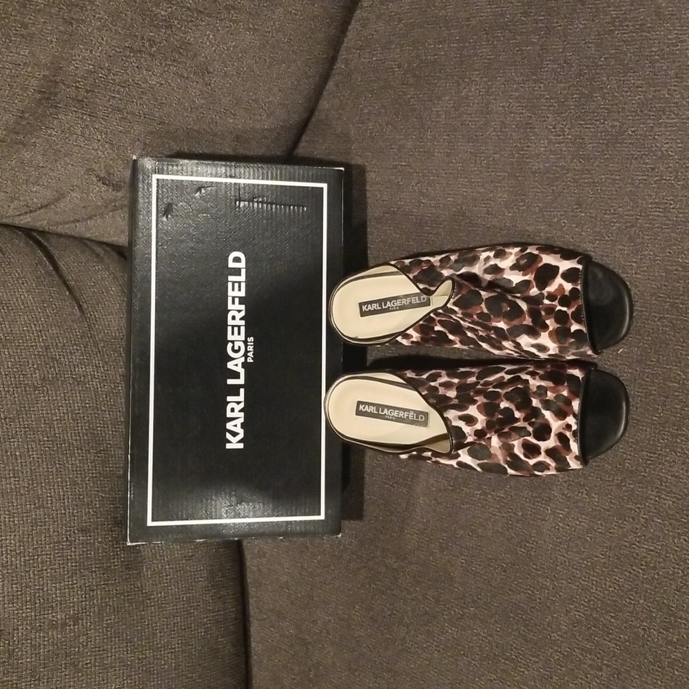 Used gently Karl Lagerfeld Cheetah Print block heels